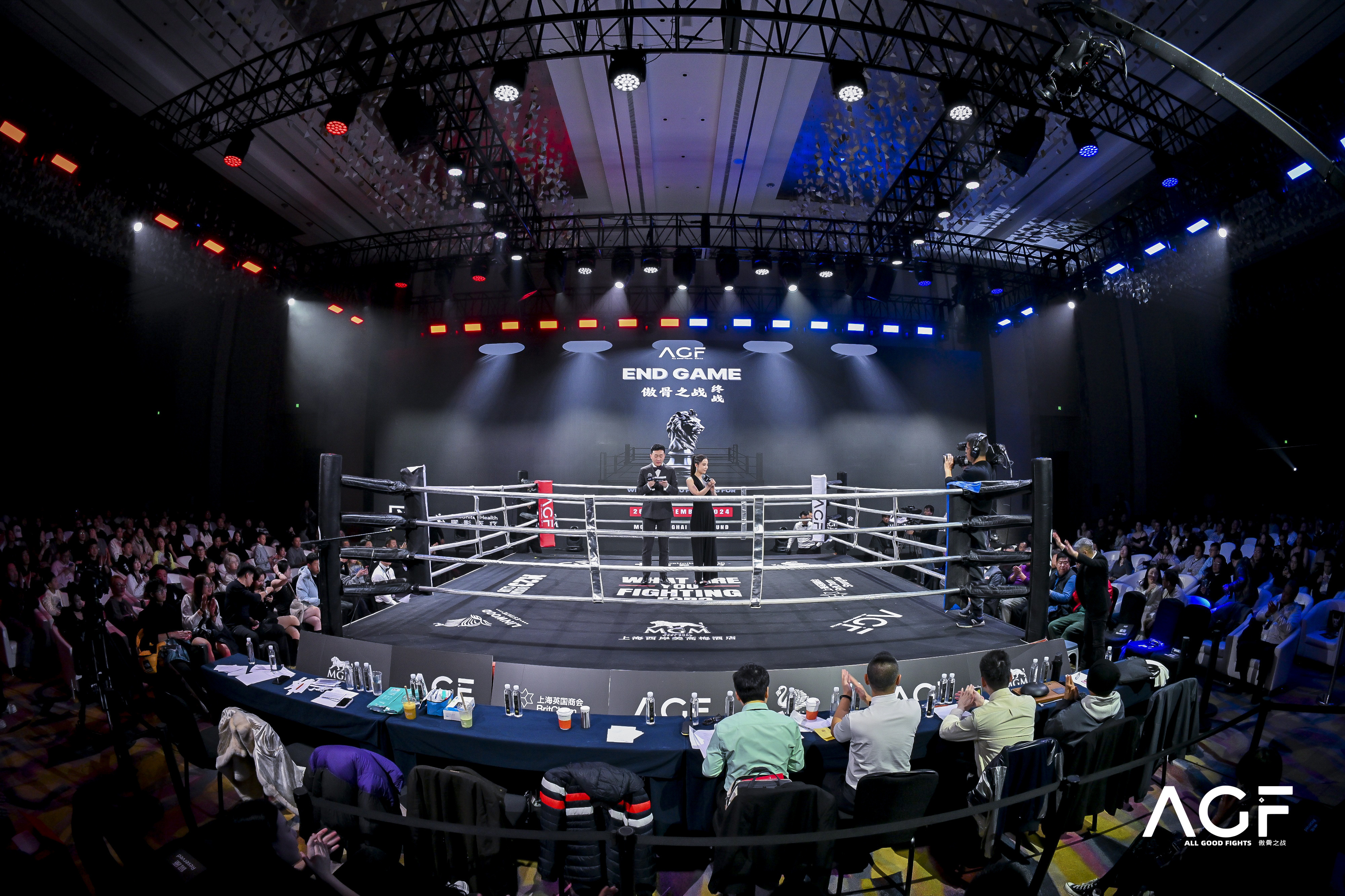 冷静与激情交织！拳击完美收官