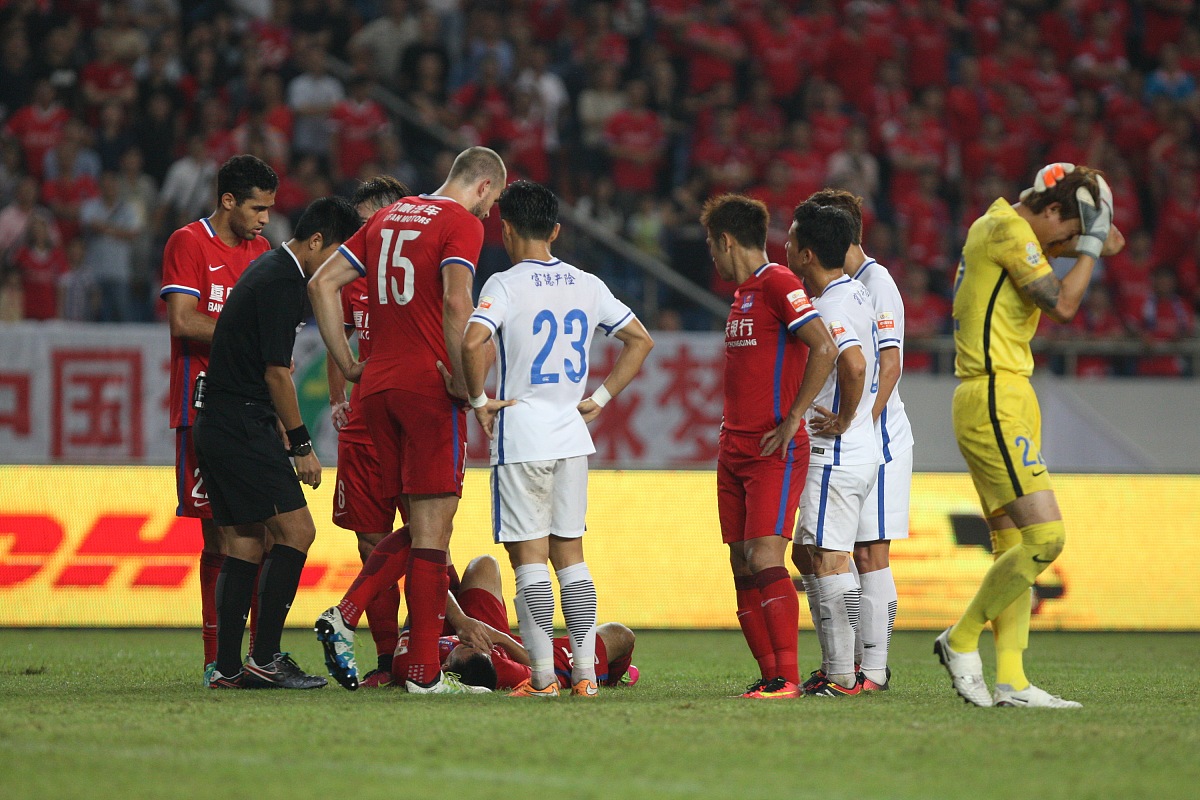 中国队绝杀波兰队,奥恰洛夫带队取胜 中国队绝杀波兰队,奥恰洛夫带队取胜