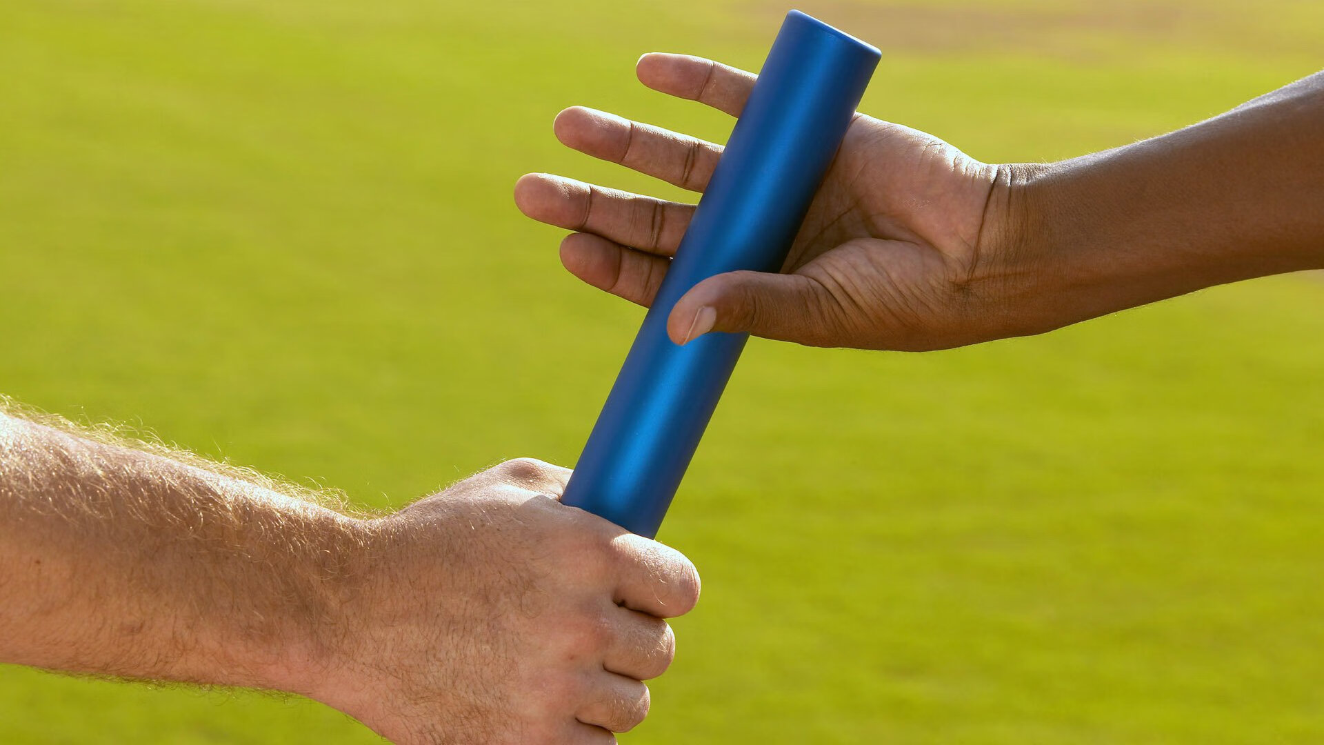 若日尼奥的棋盘，当利物浦的红色浪潮遇见阿根廷的蓝白探戈