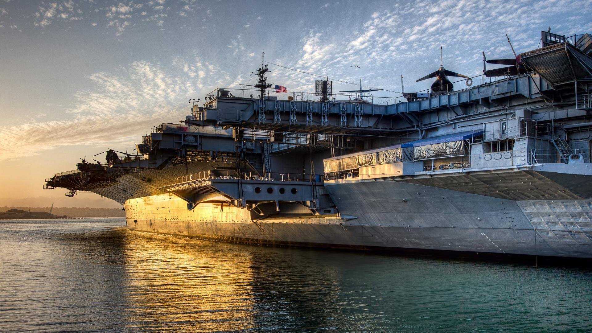 东方利刃斩落老鹰,白马银枪绝杀欧洲—当深圳的逆袭遇见霍勒迪的传奇