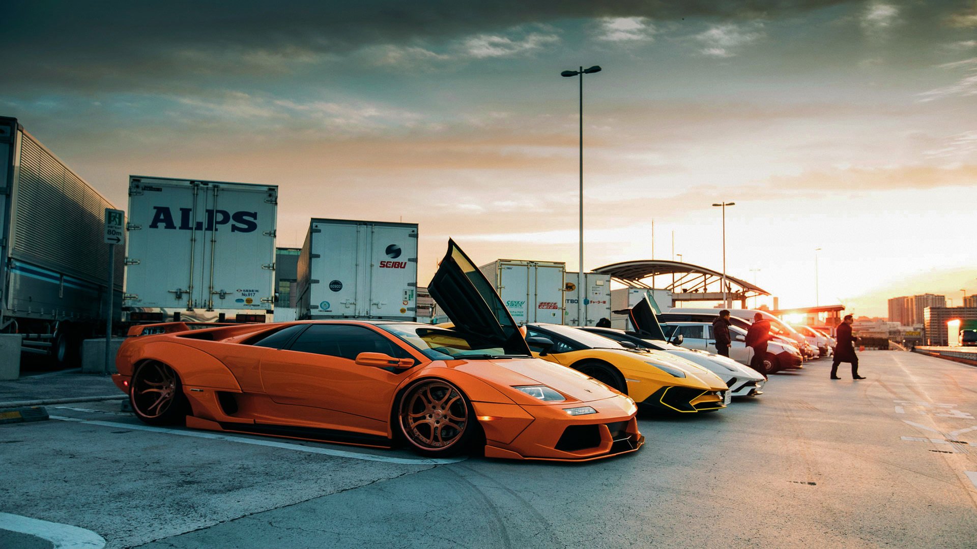 戈麦斯,缝合离散世界的90分钟