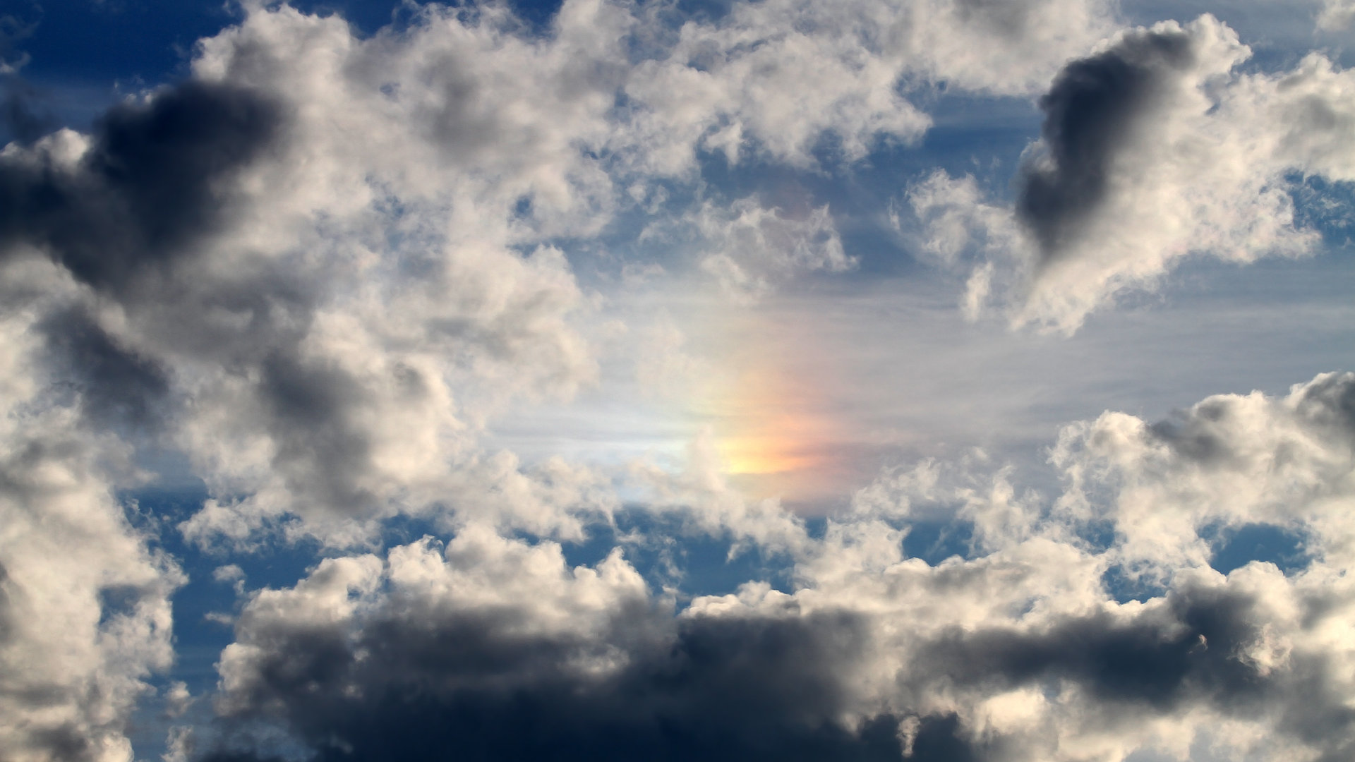 极速与硝烟，F1收官战的战争美学